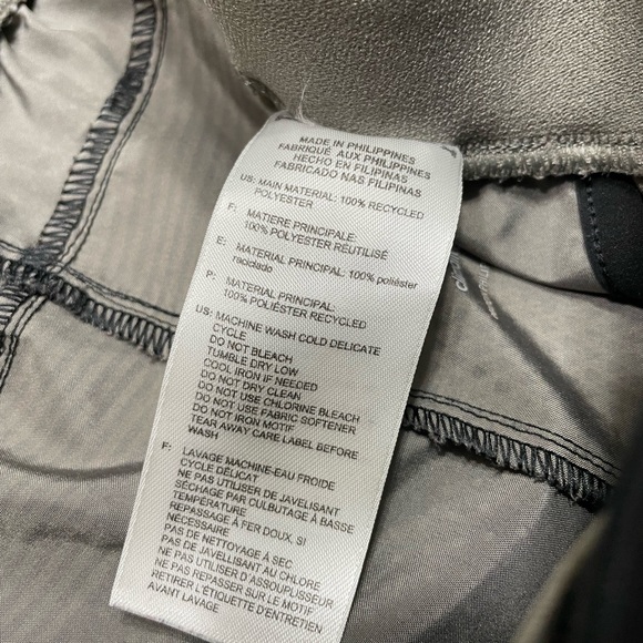 ADIDAS running shorts - Picture 7 of 8